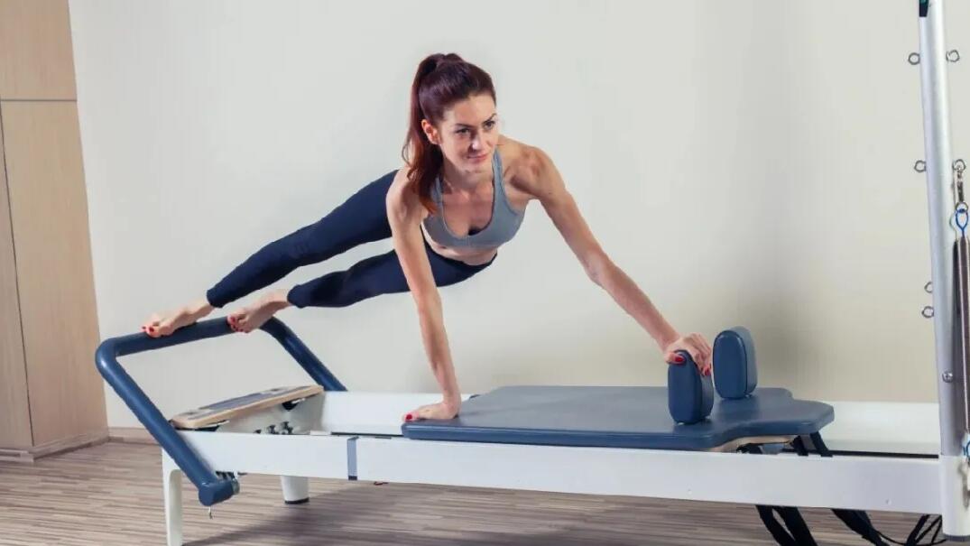 Γιατί το Pilates Core Bed είναι τόσο δημοφιλές;